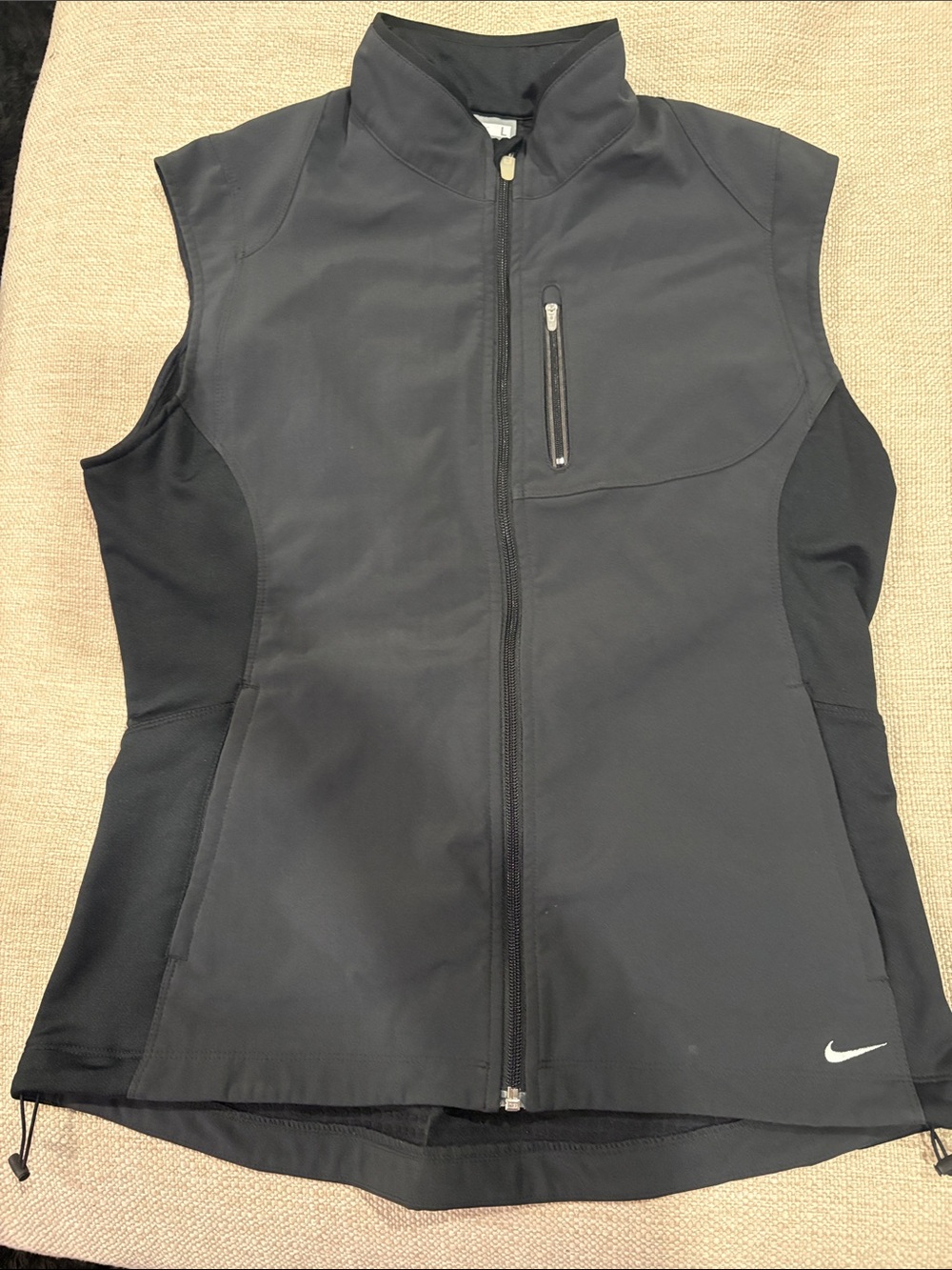 Nike Black Women's Sleeveless Softshell Vest with Zip Chest Pocket